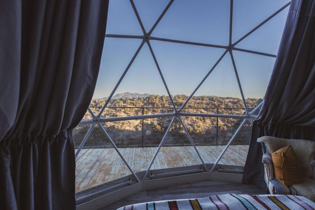 Zia Geo Dome At El Mistico Ranch, Glamping Villa Nogal Kültér fotó